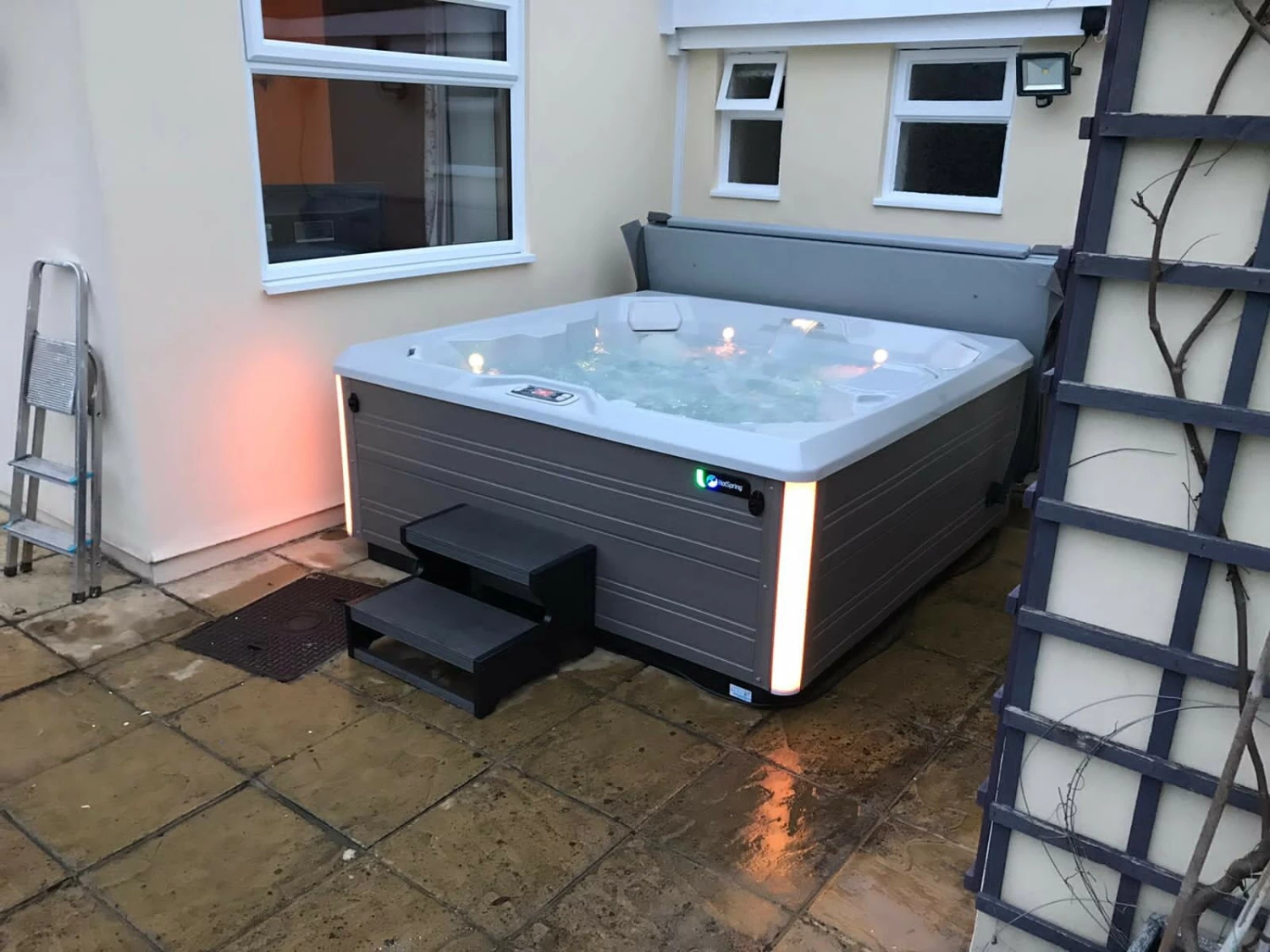 Hot Spring Beam - 4 Person Hot Tub 6 Hot Spring Beam - 4 Person Hot Tub - Image 6