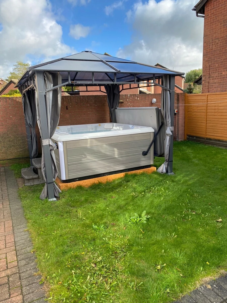 Hot Spring Flair - 6 Person Hot Tub 9 Hot Spring Flair - 6 Person Hot Tub - Image 9