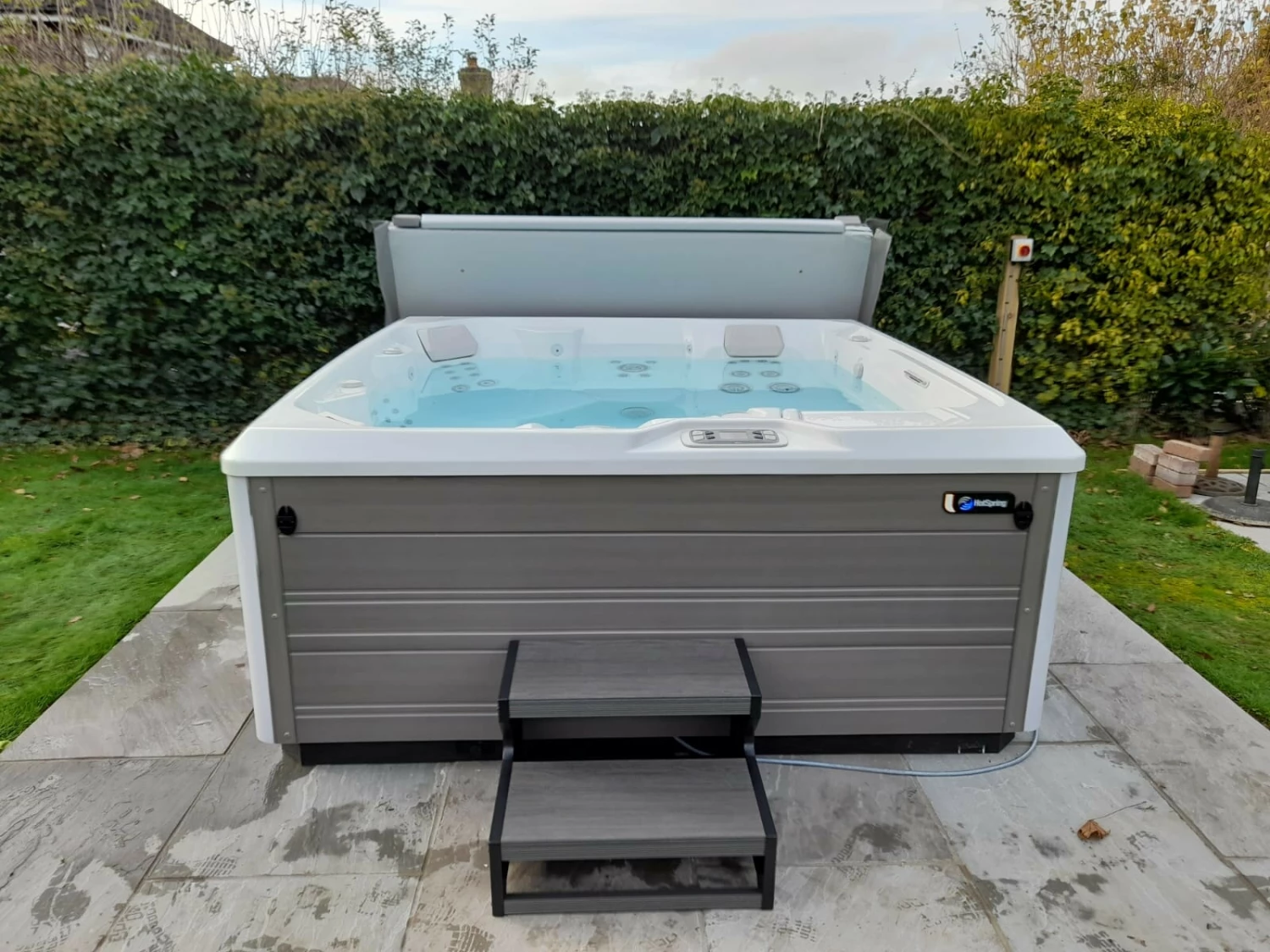 Hot Spring Flair - 6 Person Hot Tub 6 Hot Spring Flair - 6 Person Hot Tub - Image 6