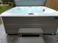 Hot Spring Pulse - 7 Person Hot Tub -HAPPY HOT TUBS Shop photo 2019 08 08 14 13 14