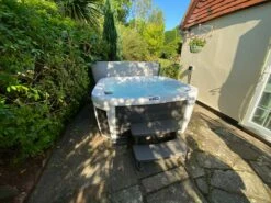 Happy 25 Lounge - 5 Person Hot Tub 19 Happy 25 Lounge - 5 Person Hot Tub -HAPPY HOT TUBS Shop photo 2020 09 15 07 42 47