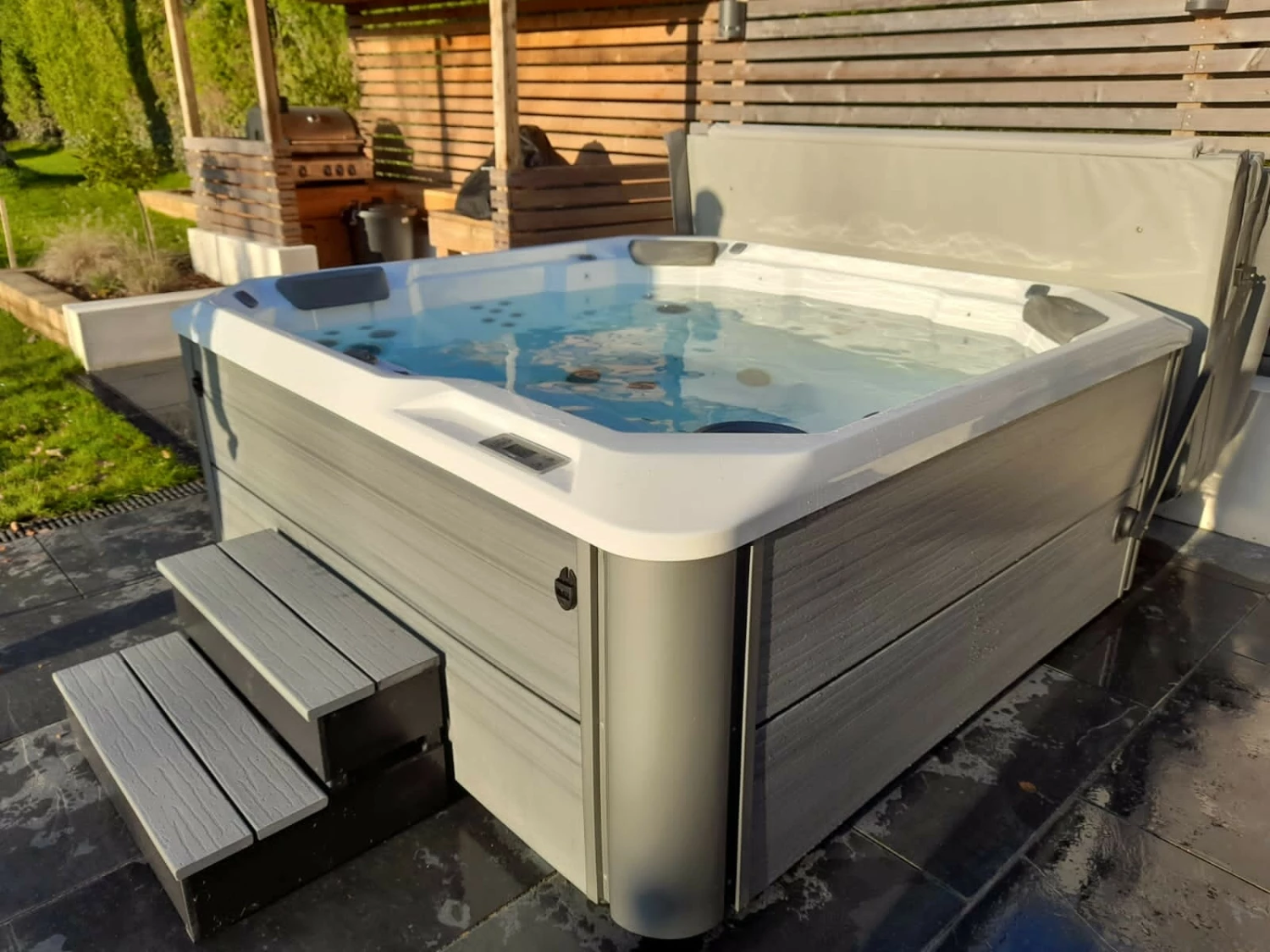 Hot Spring Propel - 5 Person Hot Tub 9 Hot Spring Propel - 5 Person Hot Tub - Image 9