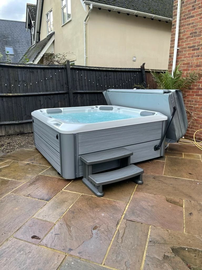 Hot Spring Propel - 5 Person Hot Tub 10 Hot Spring Propel - 5 Person Hot Tub - Image 10
