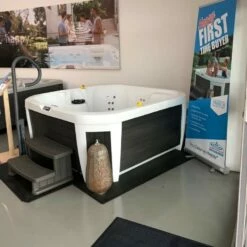 Off-Display (Worthing) Happy 25 Lounge - 5 Person Plug & Play Hot Tub 10 Off-Display (Worthing) Happy 25 Lounge - 5 Person Plug & Play Hot Tub -HAPPY HOT TUBS Shop worthing happy 4